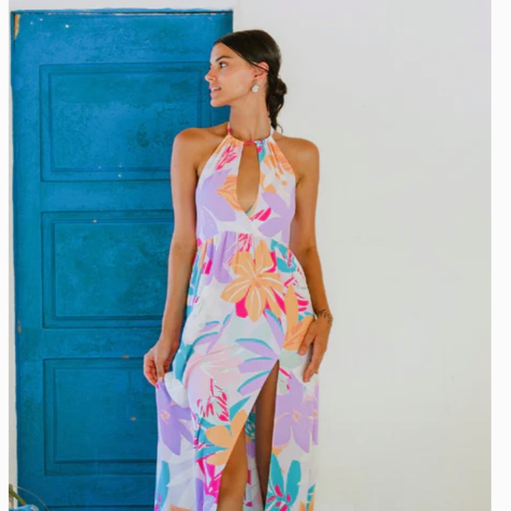 Brand New Cupshe Halter Dress size small.